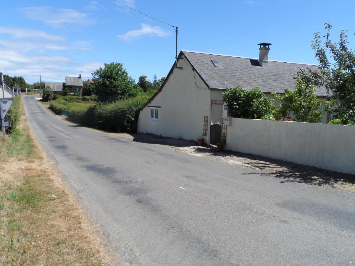 Mantilly Cottage Extérieur photo